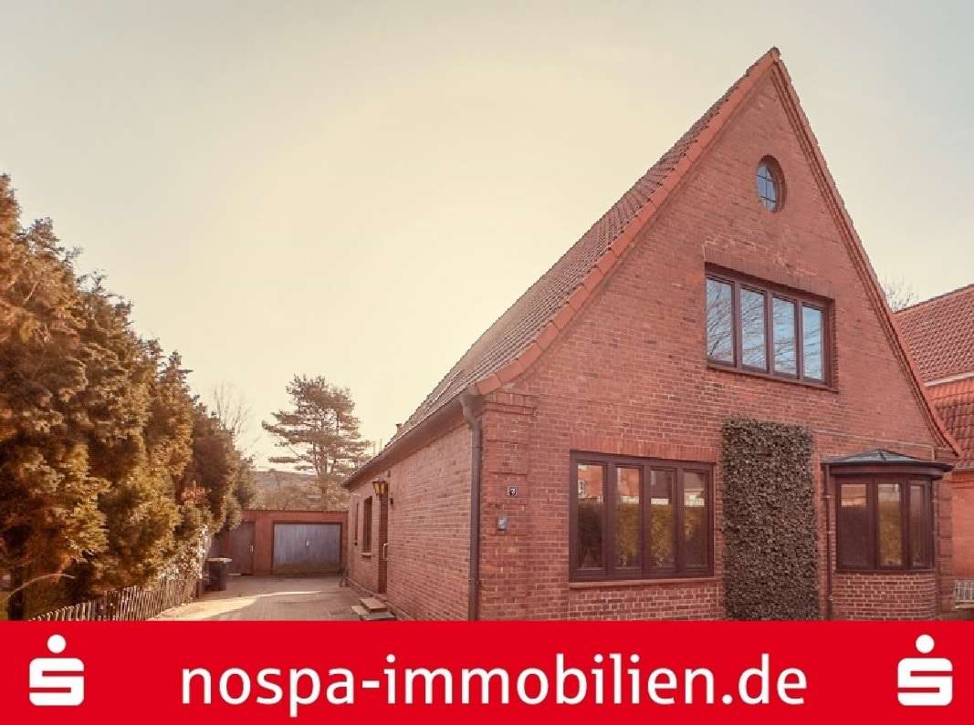 Frontansicht - Einfamilienhaus in 25899 Niebüll mit 170m² kaufen