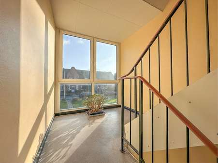 Treppenhaus - Mehrfamilienhaus in 25917 Leck mit 640m² als Kapitalanlage kaufen