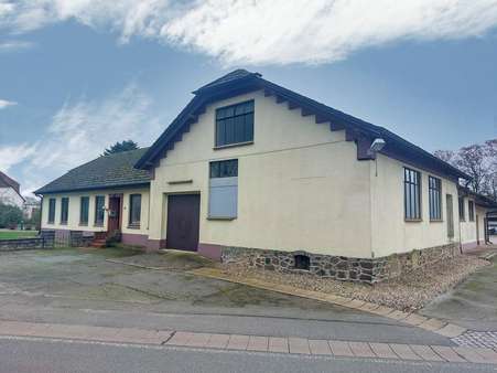 Seitliche Ansicht - Einfamilienhaus in 24855 Bollingstedt mit 107m² kaufen