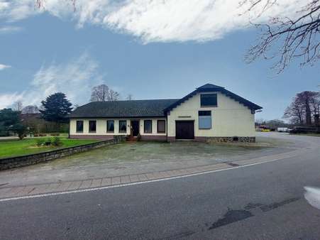 Vordere Ansicht - Einfamilienhaus in 24855 Bollingstedt mit 107m² kaufen