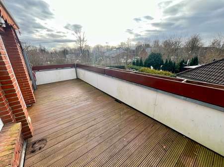 Blick vom Balkon - Etagenwohnung in 25866 Mildstedt mit 52m² kaufen