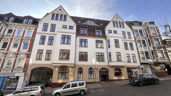 Titelbild - Mehrfamilienhaus in 24937 Flensburg mit 1098m² kaufen
