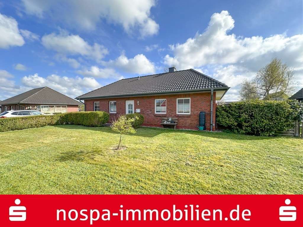 Hausansicht - Bungalow in 25842 Langenhorn mit 90m² kaufen