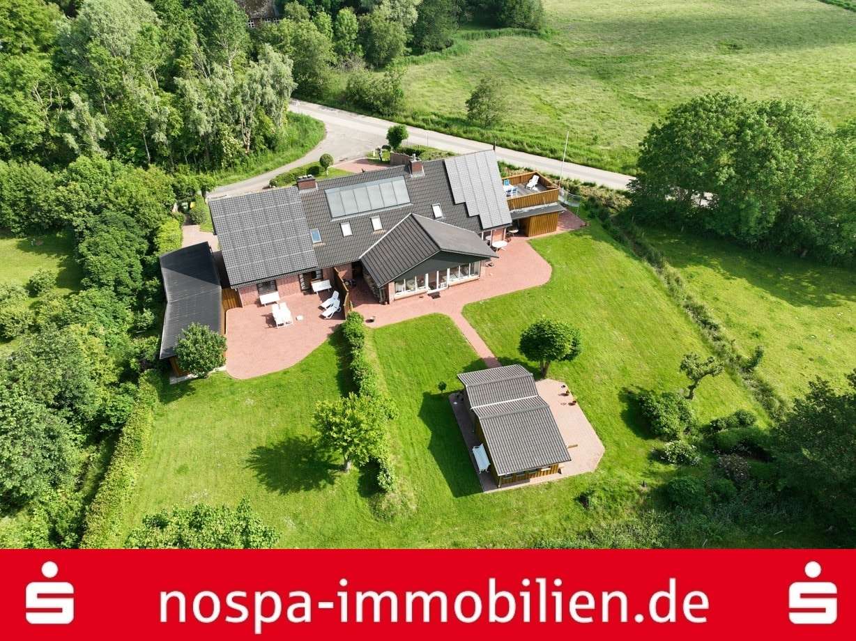 Drohnenaufnahme - Einfamilienhaus in 25826 Sankt Peter-Ording mit 316m² kaufen