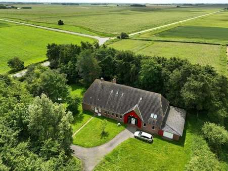 Drohnenfoto Drohnenfoto - Zweifamilienhaus in 25836 Osterhever mit 348m² kaufen