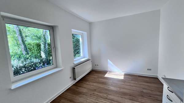 Behandlung 2 - Praxis - Bürohaus in 24939 Flensburg mit 191m² kaufen