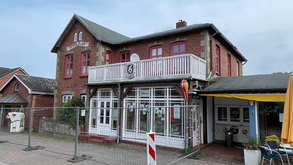 Ansicht Altgebäude Ansicht Altgebäude - Sonstige in 25946 Norddorf mit 180m² kaufen