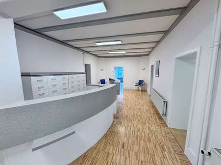 Empfangsbereich (Praxis) - Villa in 24939 Flensburg mit 415m² kaufen