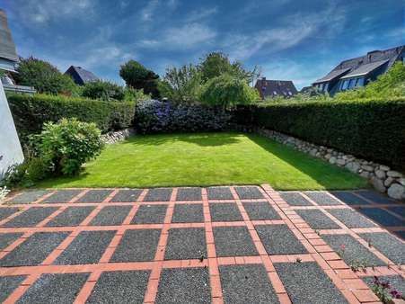 Gartenbild - Doppelhaushälfte in 25980 Sylt mit 150m² kaufen