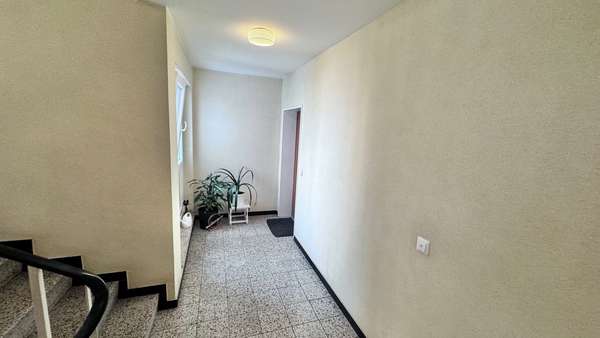 Treppenhaus - Etagenwohnung in 24937 Flensburg mit 51m² kaufen