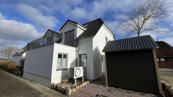 Ansicht Süd-West - Einfamilienhaus in 25938 Oldsum mit 170m² kaufen