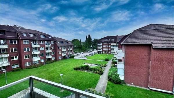 Aussicht Balkon - Etagenwohnung in 24937 Flensburg mit 77m² kaufen