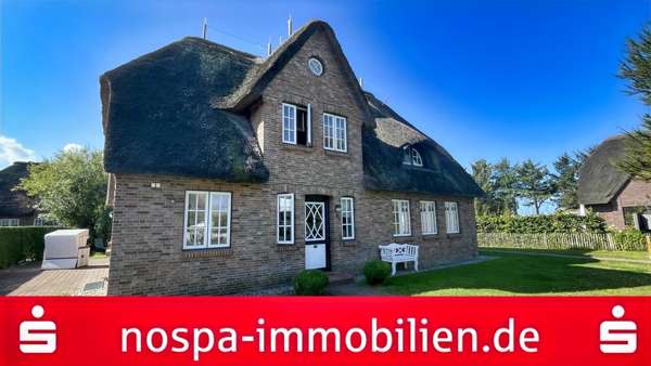 Ferienhaus in Utersum  - Zweifamilienhaus in 25938 Utersum mit 243m² kaufen