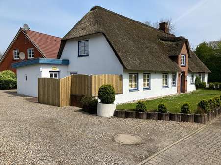 Hausansicht Wohnung I - Mehrfamilienhaus in 25923 Süderlügum mit 325m² kaufen