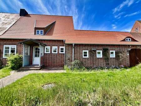 Hausansicht - Reihenmittelhaus in 25992 List mit 140m² kaufen