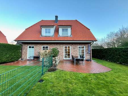 Außenansicht Außenansicht - Doppelhaushälfte in 25826 Sankt Peter-Ording mit 90m² kaufen