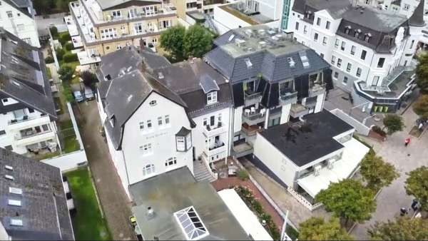 Luftbild Luftbild - Mehrfamilienhaus in 25980 Sylt mit 693m² kaufen