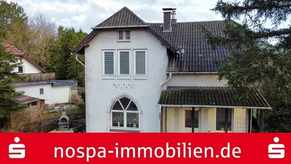 Sanierungsbedürftige Altbau-Villa mit 2 Wohneinheiten im Stadtteil Westliche Höhe!
