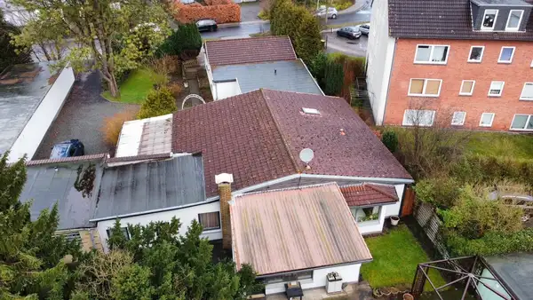 Wohnungsbaugrundstück mit Restbausubstanz auf der Westlichen Höhe!