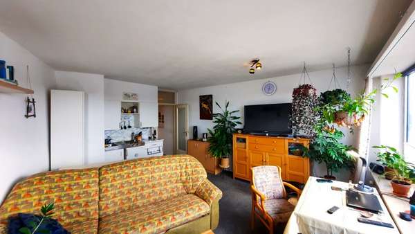 Wohn- und Schlafzimmer - Etagenwohnung in 24837 Schleswig mit 31m² kaufen