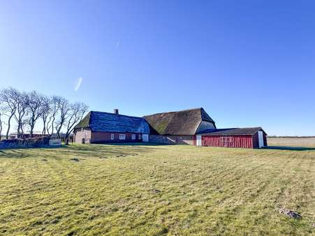 Rückseite Haus & Garten Nord-Ostseite - Resthof in 25927 Neukirchen mit 183m² kaufen