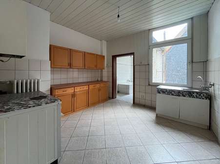 Küche mit Einbauküche - Dachgeschosswohnung in 25840 Friedrichstadt mit 75m² kaufen