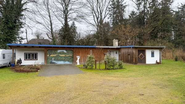 Nebengebäude mit Garage - Einfamilienhaus in 24994 Osterby mit 247m² kaufen