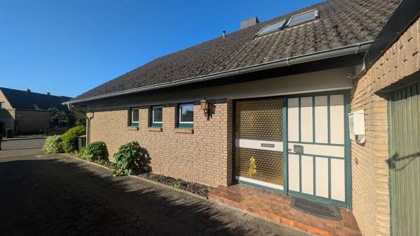 Eingang - Einfamilienhaus in 24837 Schleswig mit 129m² kaufen