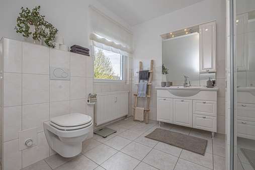 Bad - Dachgeschosswohnung in 24955 Harrislee mit 60m² kaufen