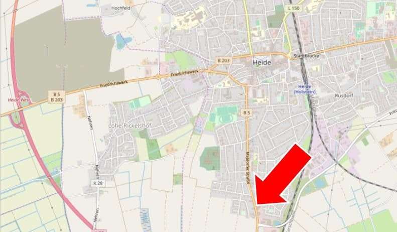 Titelbild Titelbild - Grundstück in 25746 Heide mit 2126m² kaufen