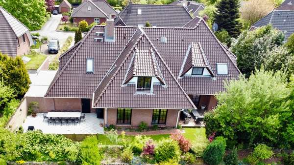 Luftbildaufnahme - Einfamilienhaus in 25866 Mildstedt mit 267m² kaufen