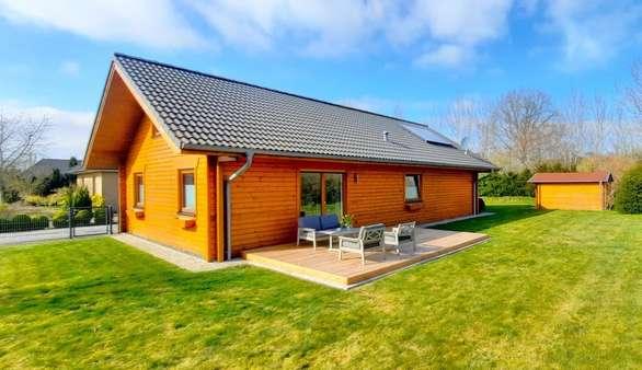 Blick aus dem Garten - Bungalow in 24887 Silberstedt mit 96m² kaufen