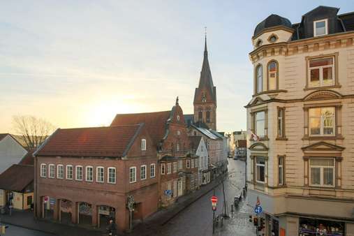 Blick in die Fußgängerzone - Etagenwohnung in 24939 Flensburg mit 162m² kaufen