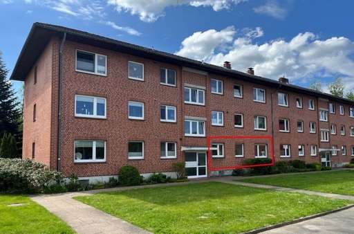 Titelbild - Etagenwohnung in 25813 Husum mit 87m² kaufen