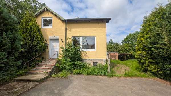 Ansicht von vorne Ansicht von vorne - Einfamilienhaus in 24402 Esgrus mit 161m² kaufen