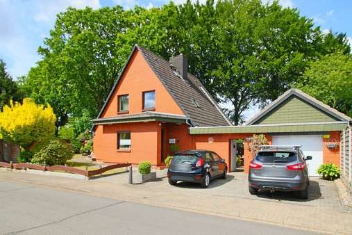 Straßenansicht Straßenansicht - Einfamilienhaus in 24787 Fockbek mit 103m² kaufen