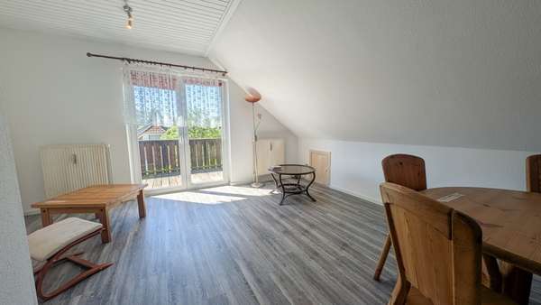 Wohn-/Esszimmer im DG - Zweifamilienhaus in 24404 Maasholm mit 140m² kaufen