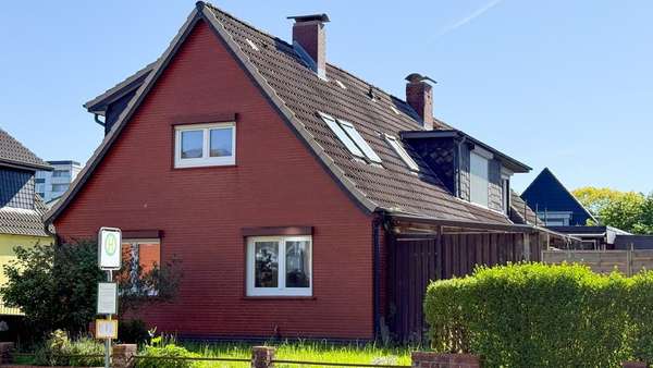 Straßenansicht - Einfamilienhaus in 24955 Harrislee mit 176m² kaufen
