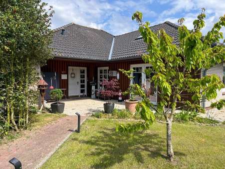 Titelbild Titelbild - Bungalow in 25845 Nordstrand mit 143m² kaufen