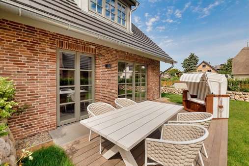 Hausansicht Hausansicht - Doppelhaushälfte in 25980 Sylt mit 190m² kaufen