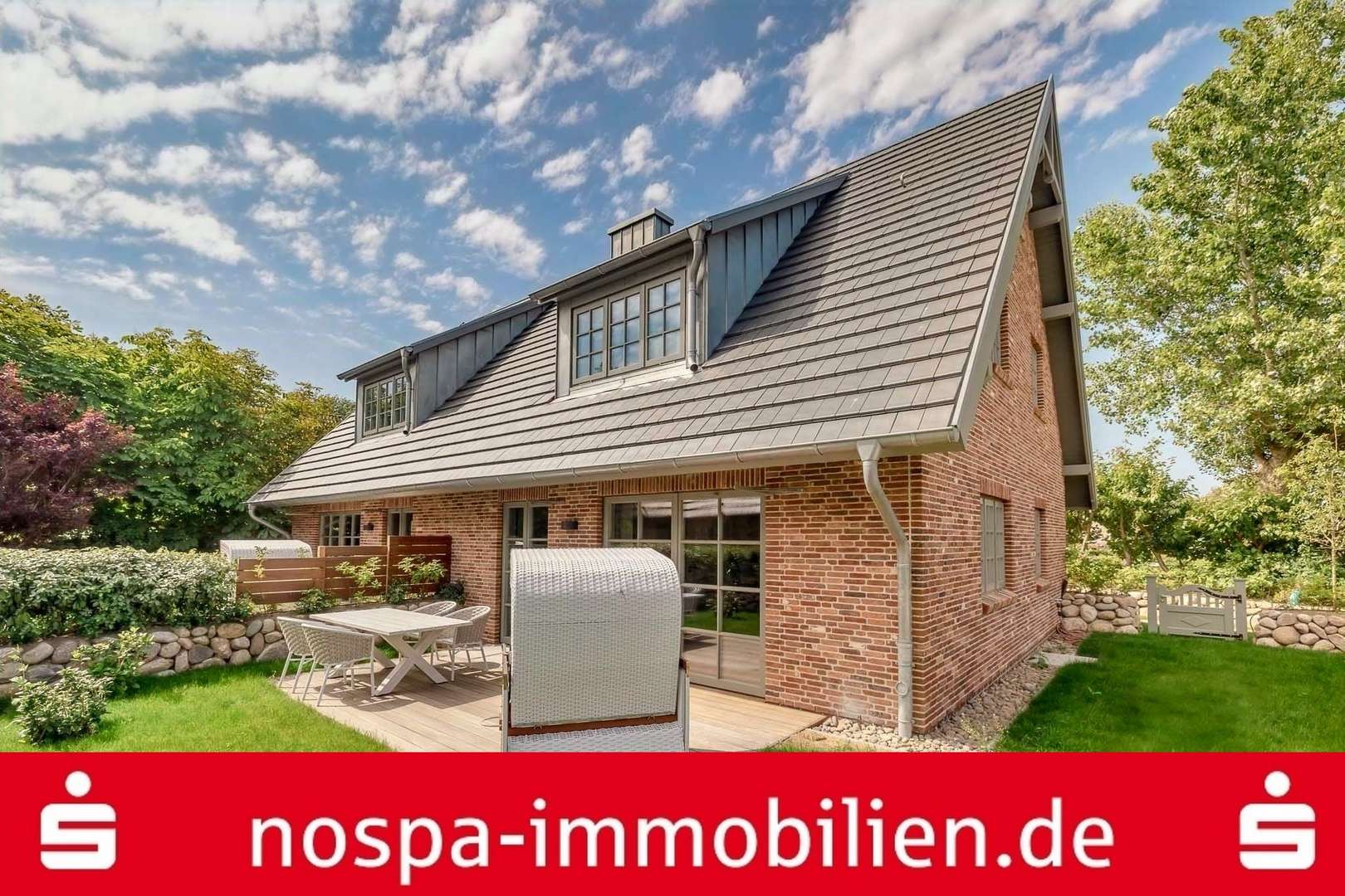 Hausansicht Hausansicht - Doppelhaushälfte in 25980 Sylt mit 190m² kaufen