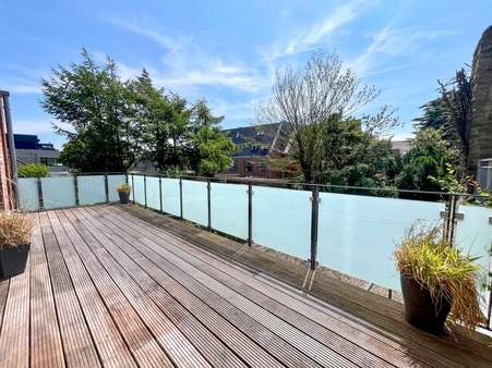 Balkon Balkon - Etagenwohnung in 25813 Husum mit 85m² kaufen