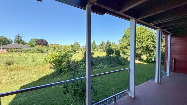 Blick in den Garten Blick in den Garten - Einfamilienhaus in 24963 Jerrishoe mit 150m² kaufen