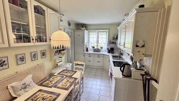 Küche mit Einbauküche - Einfamilienhaus in 24944 Flensburg mit 184m² kaufen