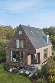 Gartenansicht Gartenansicht - Einfamilienhaus in 25813 Husum mit 147m² kaufen