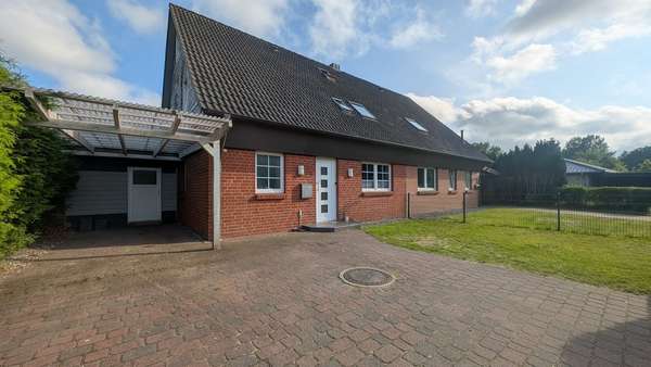 Eingang rechte DHH Eingang rechte DHH - Zweifamilienhaus in 24894 Tolk mit 238m² kaufen