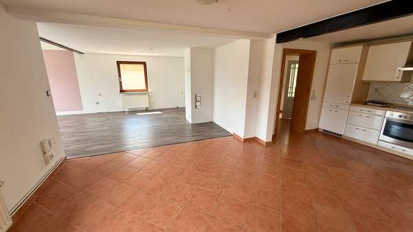 Wohn-/Esszimmer mit Küche - Doppelhaushälfte in 24966 Sörup mit 102m² kaufen