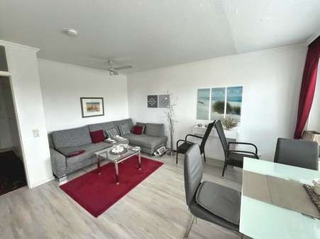 Wohnzimmer - Etagenwohnung in 25980 Sylt mit 53m² kaufen