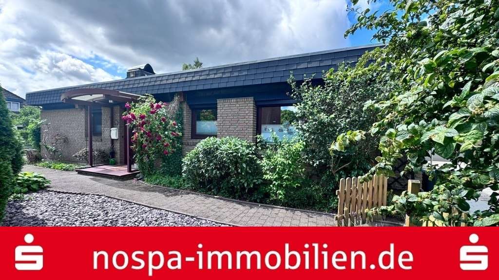 Straßenansicht Straßenansicht - Bungalow in 24944 Flensburg mit 100m² kaufen