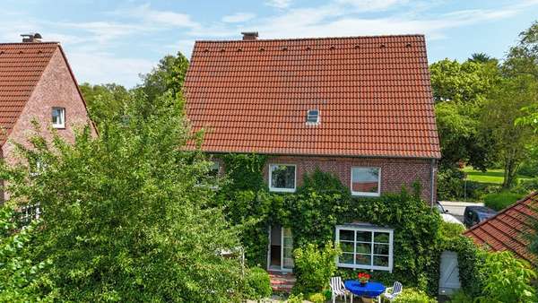 Drohnenbild - Einfamilienhaus in 24939 Flensburg mit 156m² kaufen